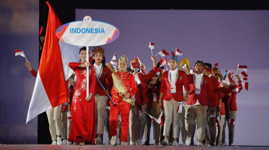 Parade Kontingen Indonesia Pamerkan Keragman Budaya